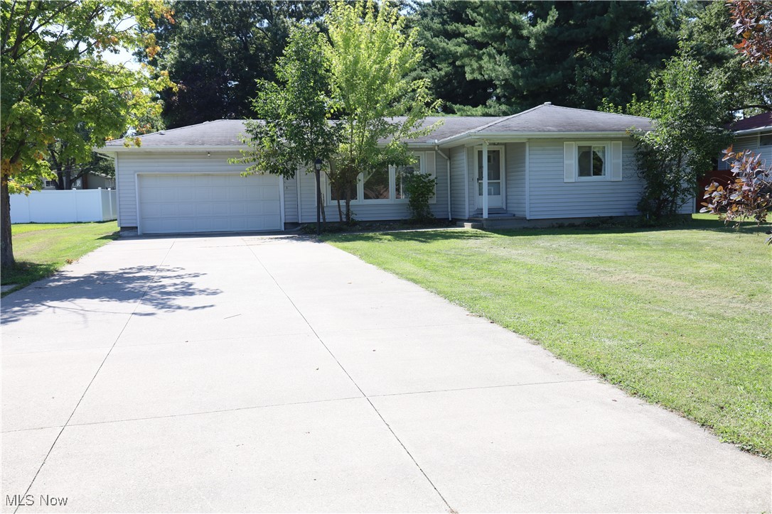 Lowest Price Three Bedroom and 1266 sqft House in Strongsville, minor TLC needed. Sale AS-IS. The updates including A/C unit in 2016, Hot Water Tank in 2018, Furnace in 2020, and Cooling Coil in 2022. The current roof was replaced approximately in year 2010. Bring your own imagination, enjoy this large open yard, make this your lovely home.