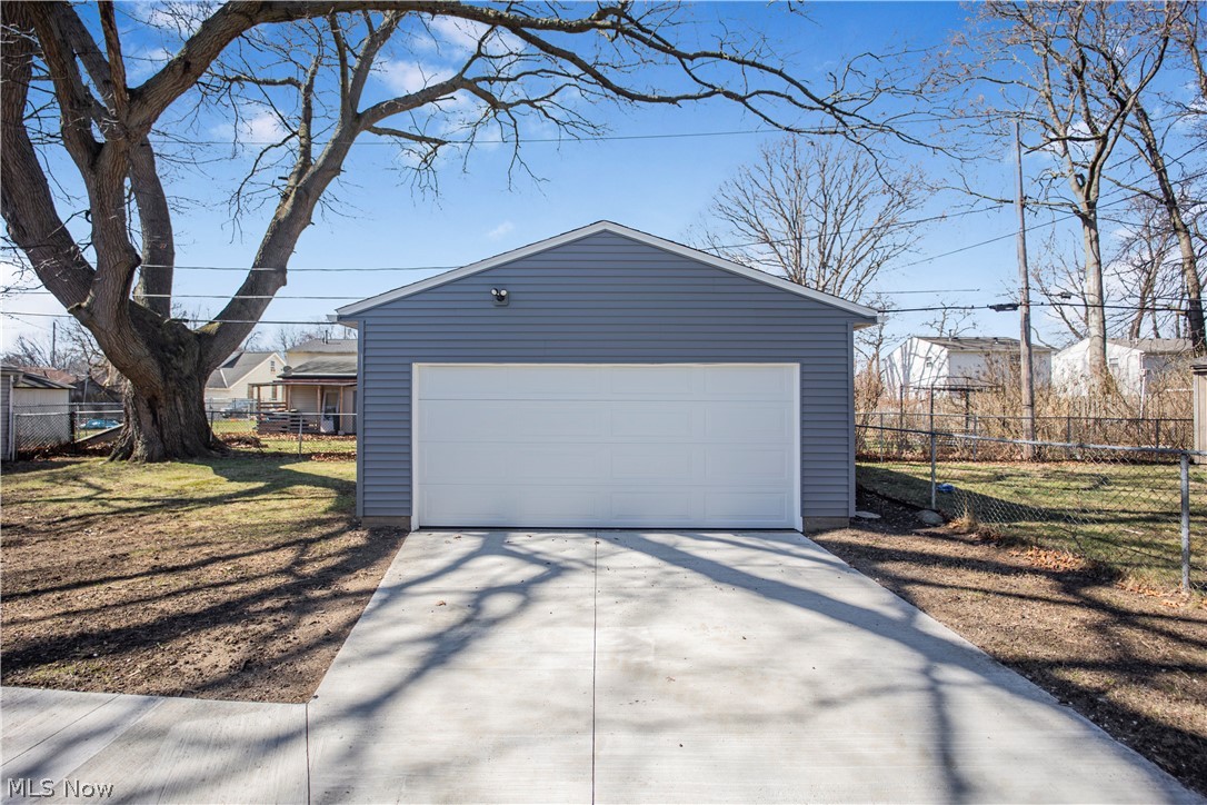 Arrowhead Beach 2 - Residential