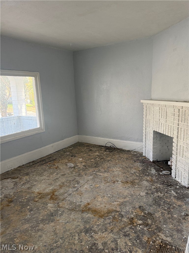 885 E 149th Street