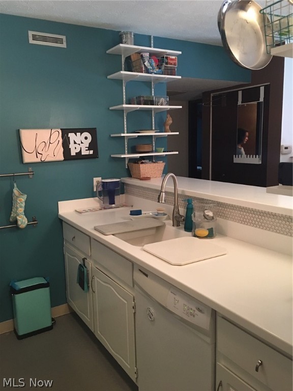 Royal Arms West - Residential