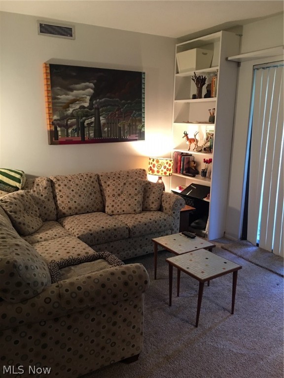 Royal Arms West - Residential