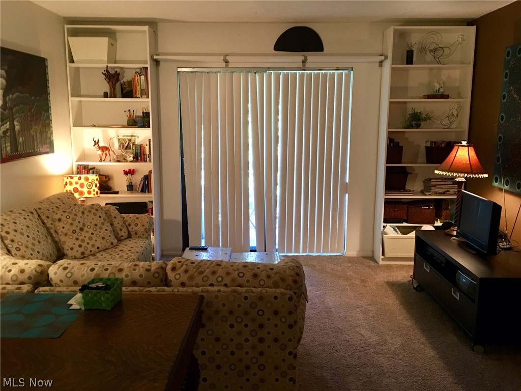 Royal Arms West - Residential