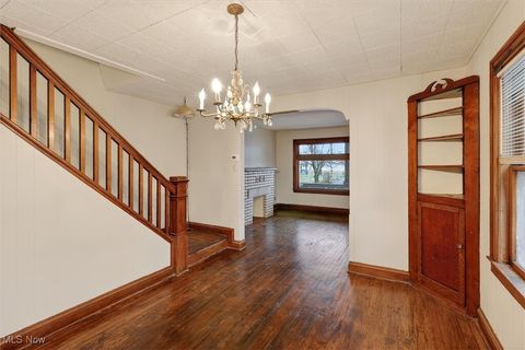 Tiny photo for 8204 Bancroft Avenue #8206, Cleveland, OH 44105 (MLS # 5180186)