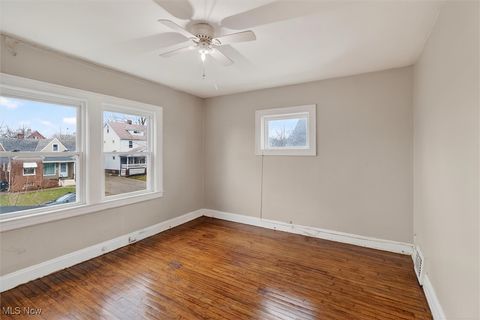 Tiny photo for 8204 Bancroft Avenue #8206, Cleveland, OH 44105 (MLS # 5180186)