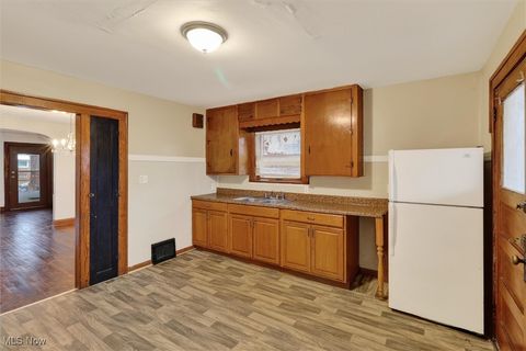 Tiny photo for 8204 Bancroft Avenue #8206, Cleveland, OH 44105 (MLS # 5180186)