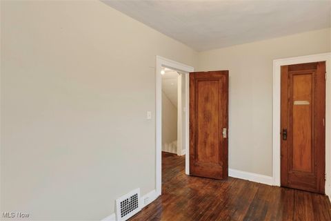 Tiny photo for 8204 Bancroft Avenue #8206, Cleveland, OH 44105 (MLS # 5180186)