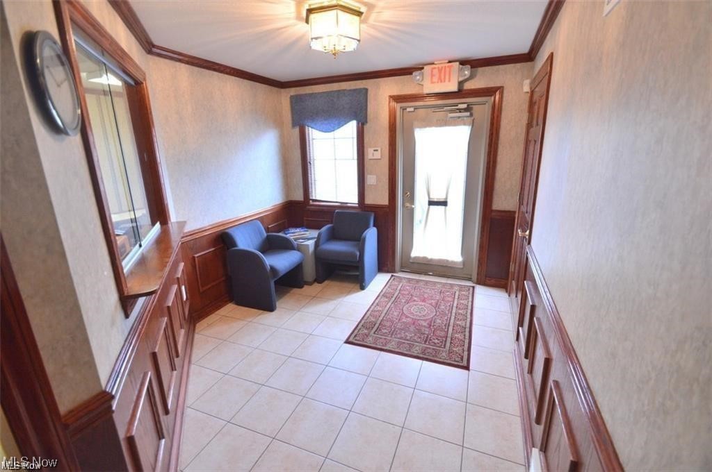 New Middletown Village - Commercial Lease