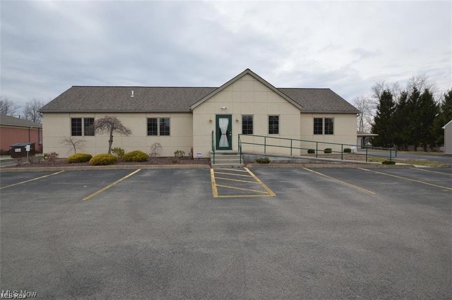 For Lease - Outstanding 1886 SF executive office comprised of 4 offices, a large conference room, a kitchen, a private full bath, and a half bath. This section also has a full basement with an additional full bath. Located on SR 170 in New Middletown, this property is within 10 minutes of access to I-680 and the Ohio and Pennsylvania Turnpikes and just about an hour from Cleveland or Pittsburgh. This office is super clean. $1000 per month plus utilities.