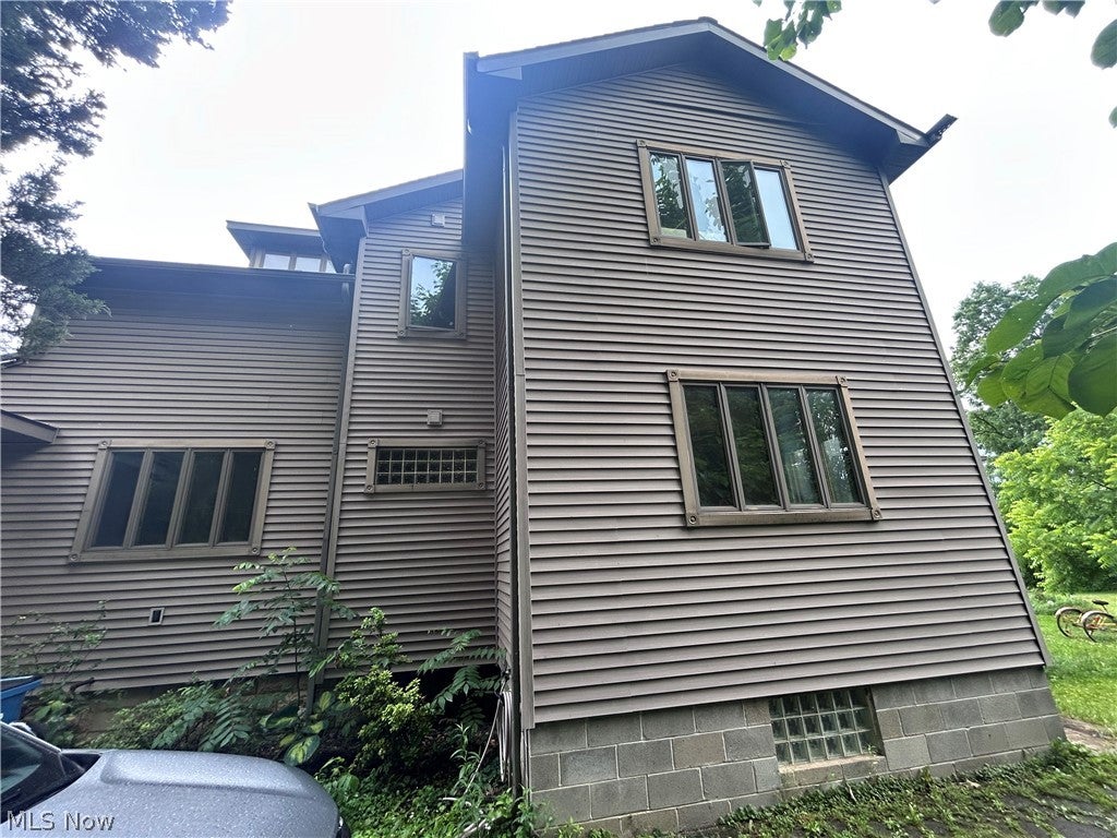 805 5th Street