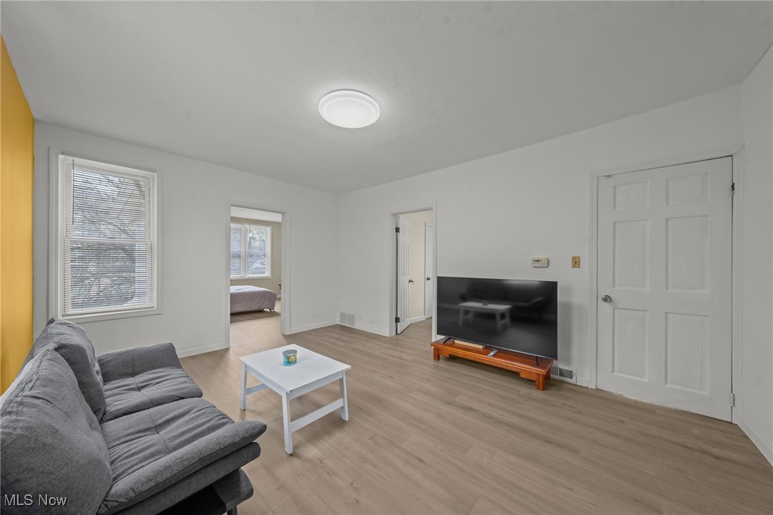 1411 E 47th Street, Cleveland, Ohio image 24