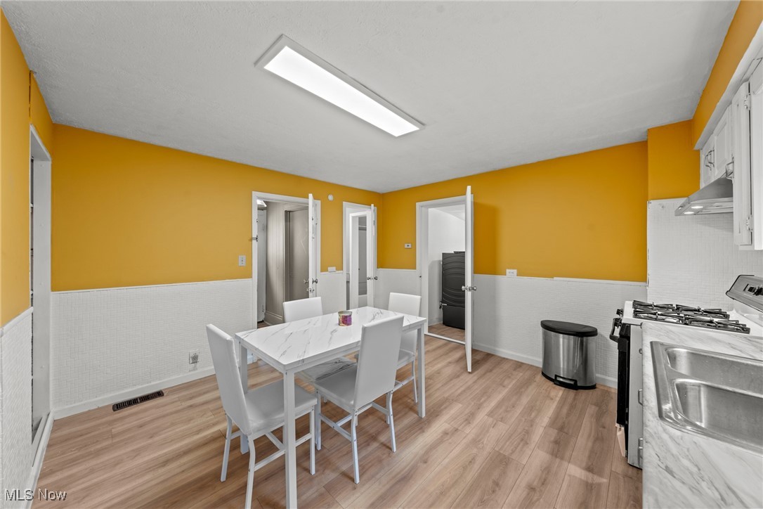 1411 E 47th Street, Cleveland, Ohio image 11