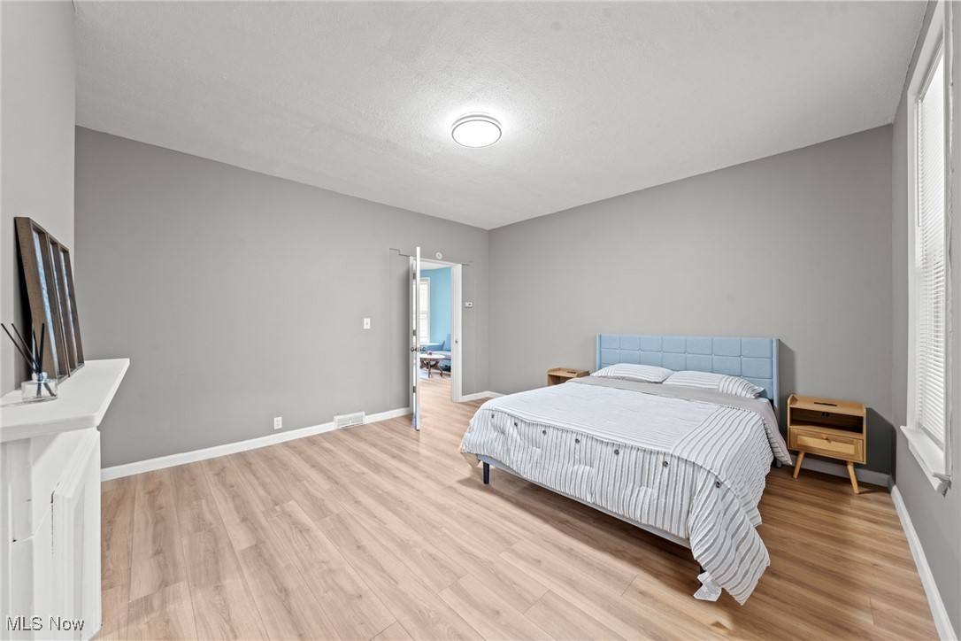 1411 E 47th Street, Cleveland, Ohio image 8
