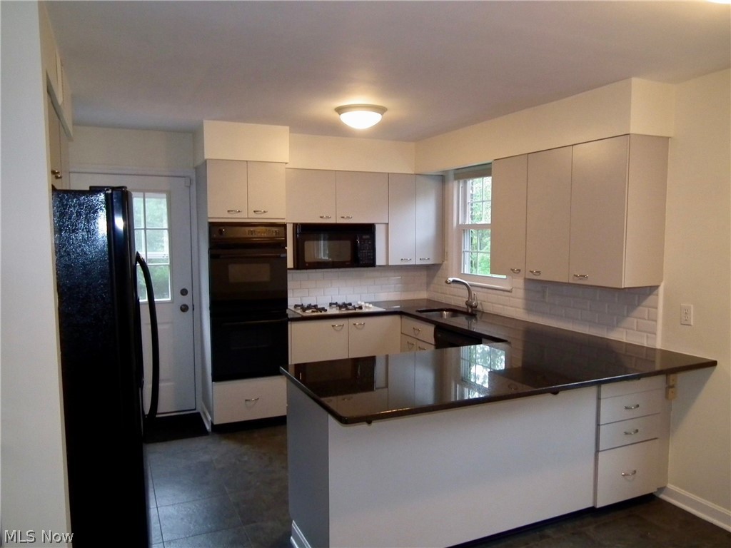 Van Sweringen Companys - Residential Lease