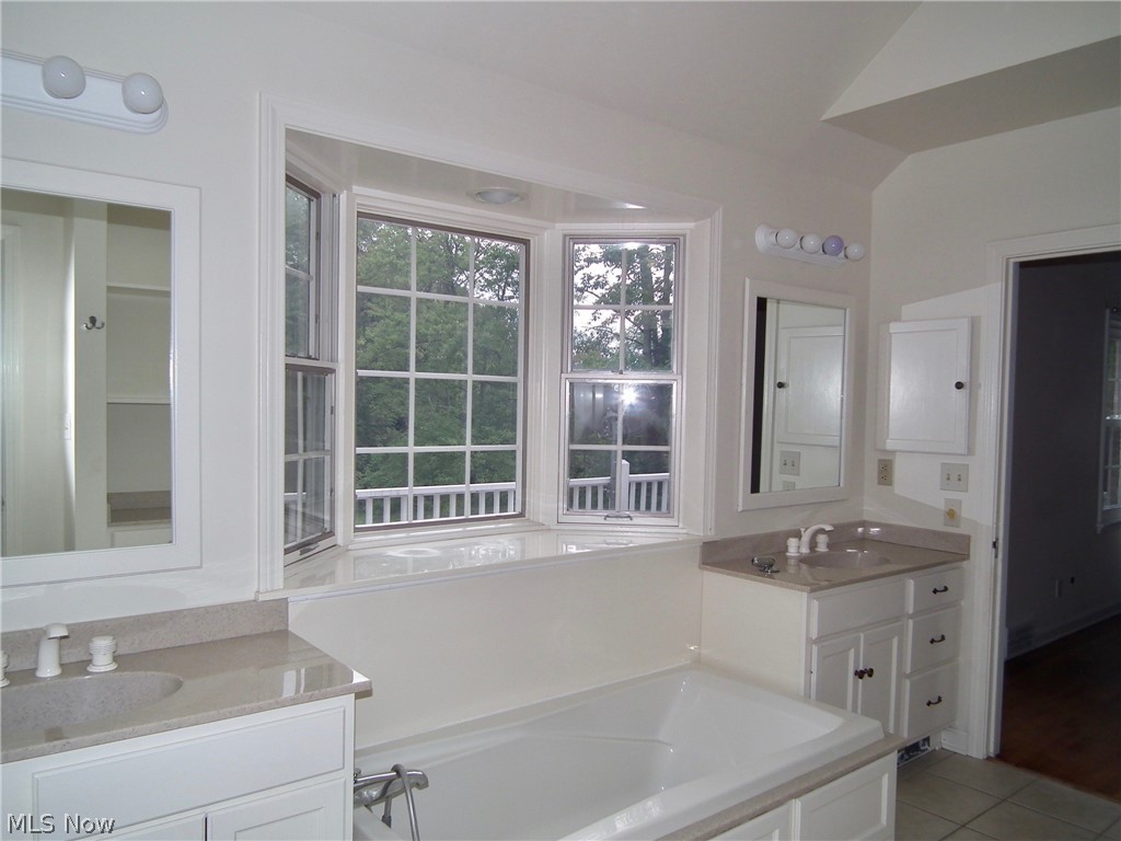 Van Sweringen Companys - Residential Lease