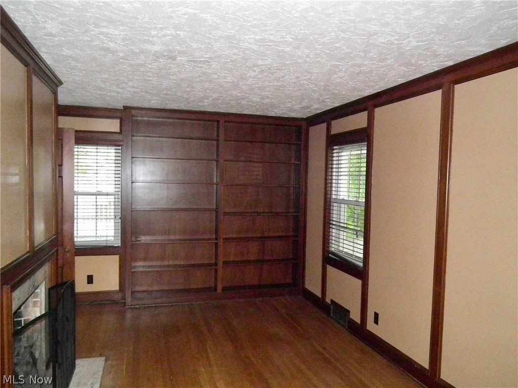 Van Sweringen Companys - Residential Lease