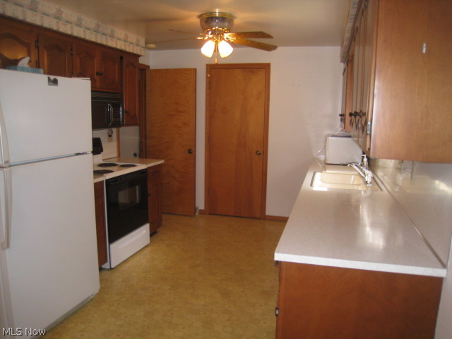 Amherst Park 03 - Residential