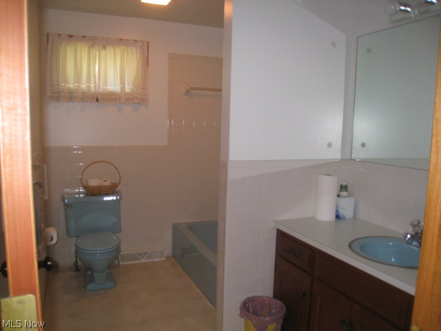 Amherst Park 03 - Residential