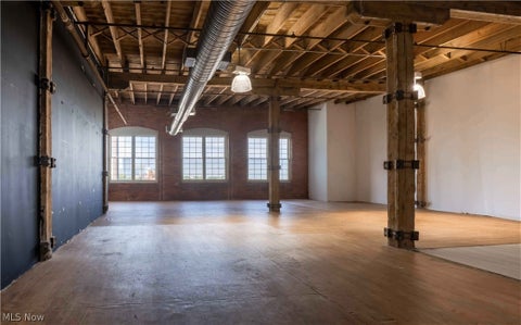 Tiny photo for 3800 E Lakeside Avenue #402, Cleveland, OH 44114 (MLS # 5255605)