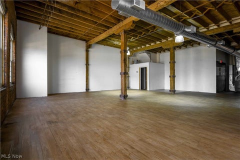 Tiny photo for 3800 E Lakeside Avenue #402, Cleveland, OH 44114 (MLS # 5255605)