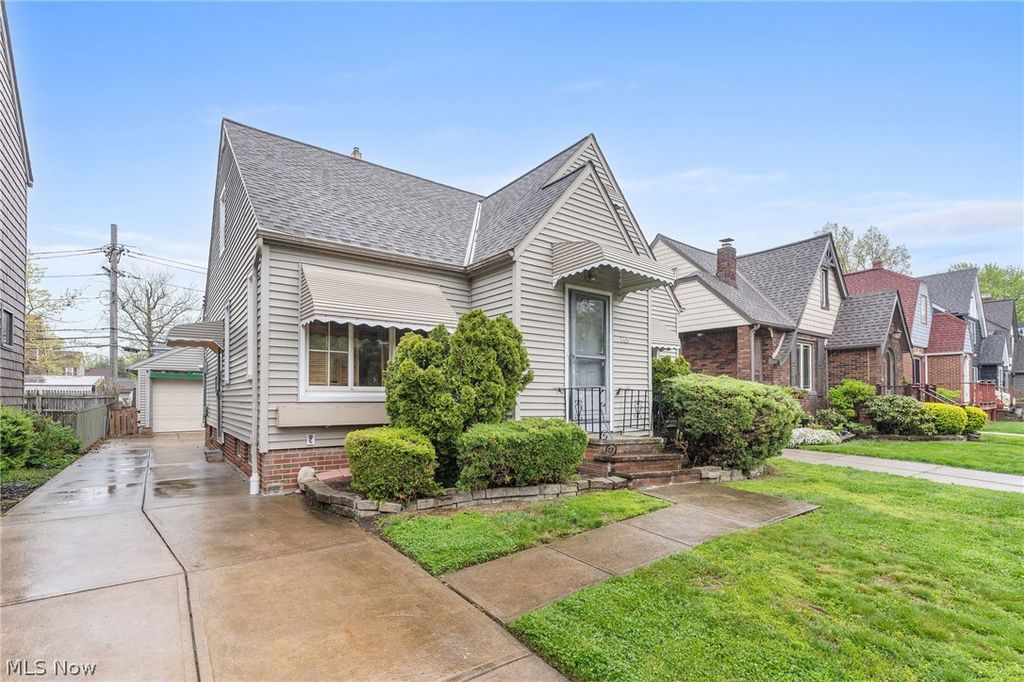 Photo of 145 E 190th Street, Euclid, OH 44119 (MLS # 5205996)