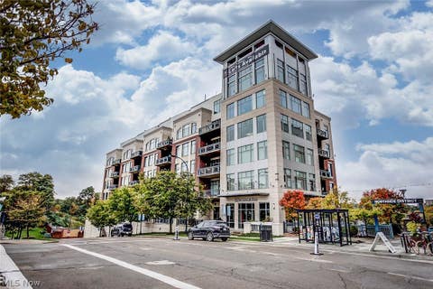 Condo For Rent - 21 Furnace Street #805<br/> Akron, OH 44308