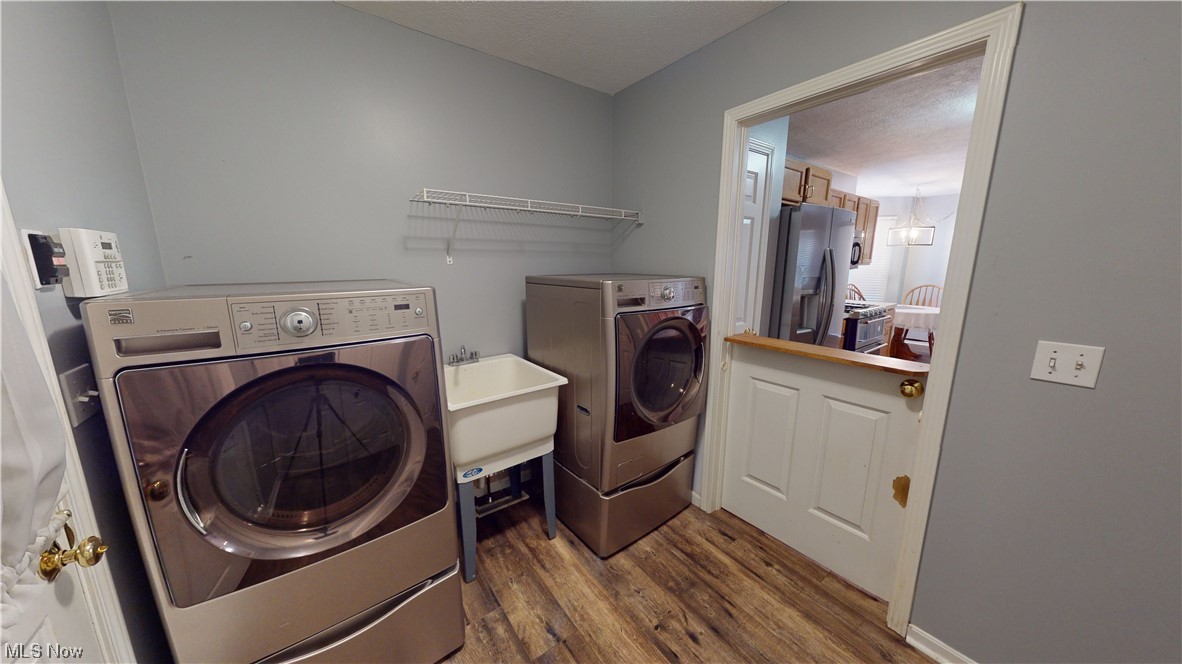 Lakes/Preserve Condo - Residential