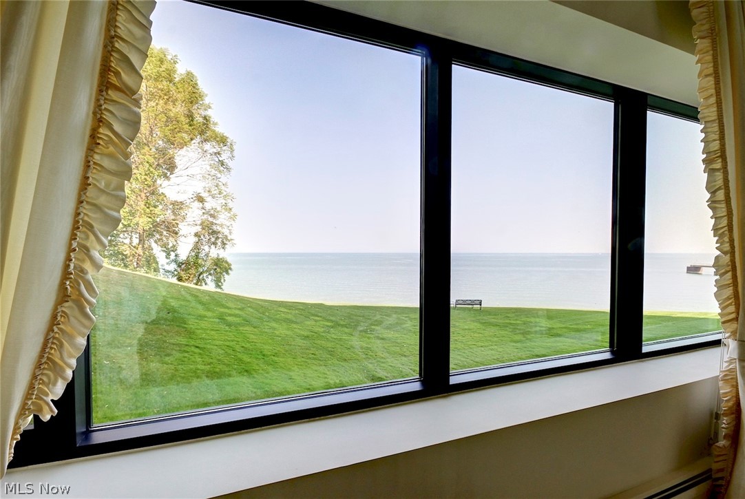 Beach House Condo - Residential
