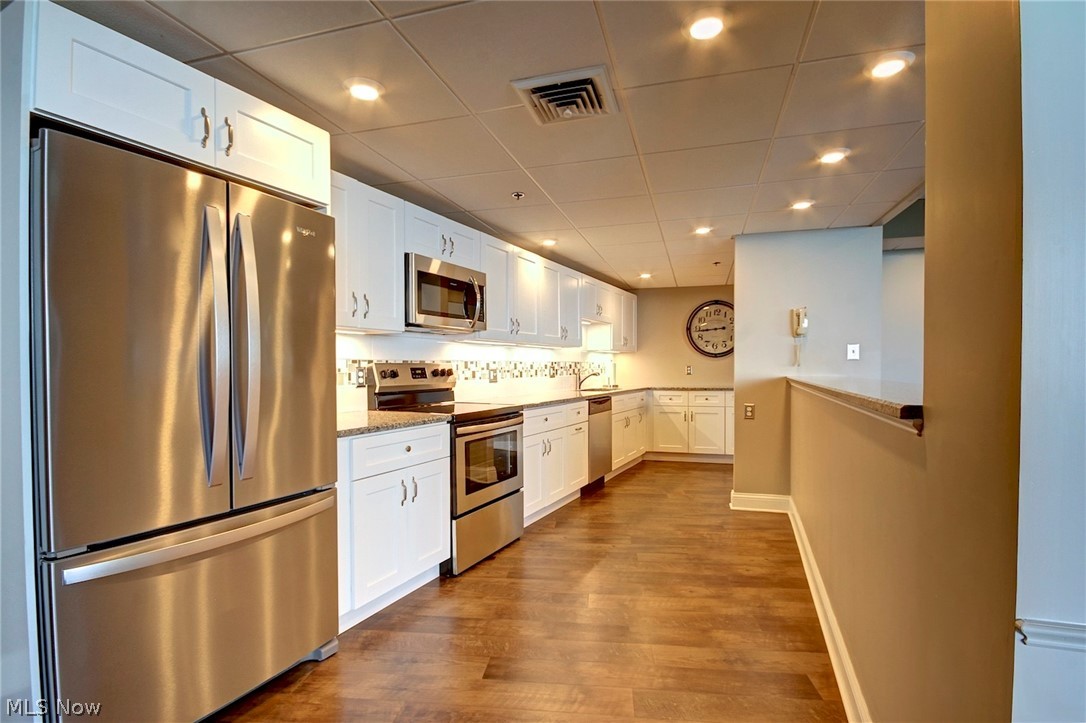 Beach House Condo - Residential