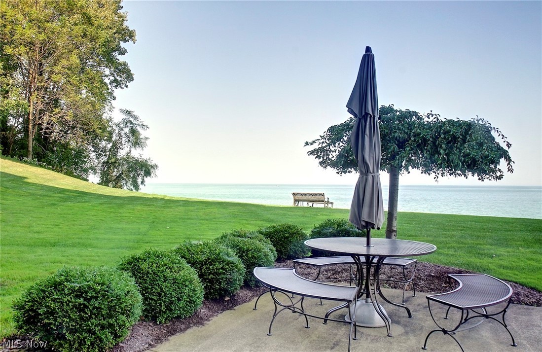 Beach House Condo - Residential
