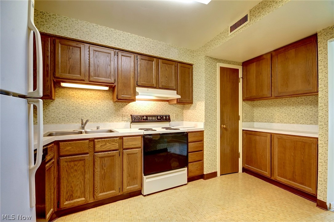 Beach House Condo - Residential