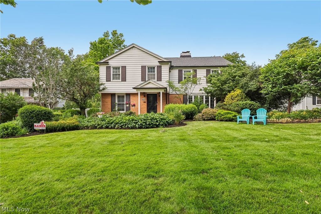 Photo of 21299 S Woodland Road, Shaker Heights, OH 44122 (MLS # 5220758)