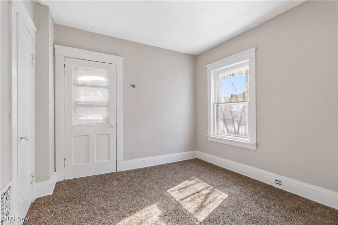 487 E 124th Street