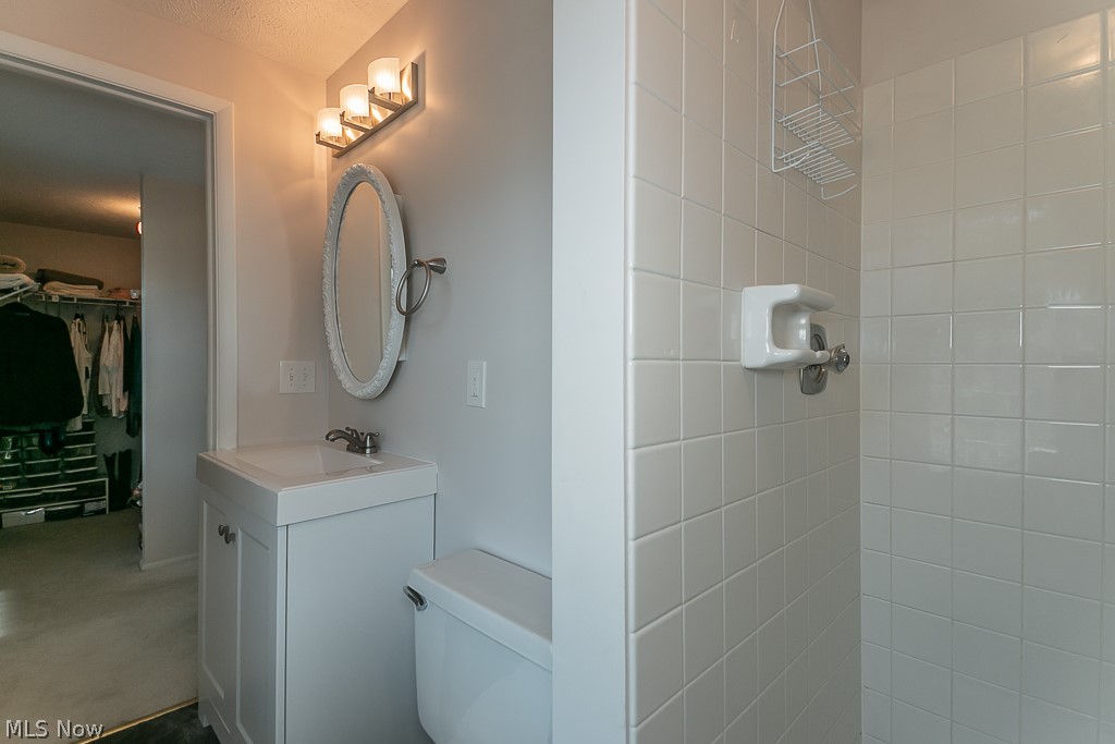 Far Hills Estates 02 - Residential