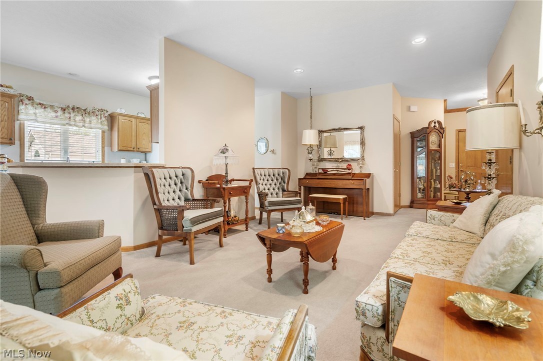 Village/St Ives Condo - Residential