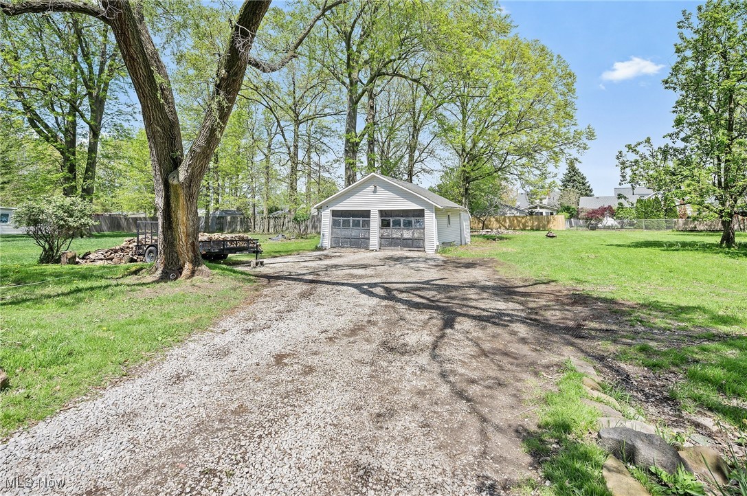 929 Lloyd Road, Wickliffe, Ohio image 32