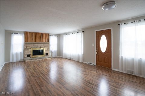 Tiny photo for 970 S Chillicothe Road, Aurora, OH 44202 (MLS # 5178096)