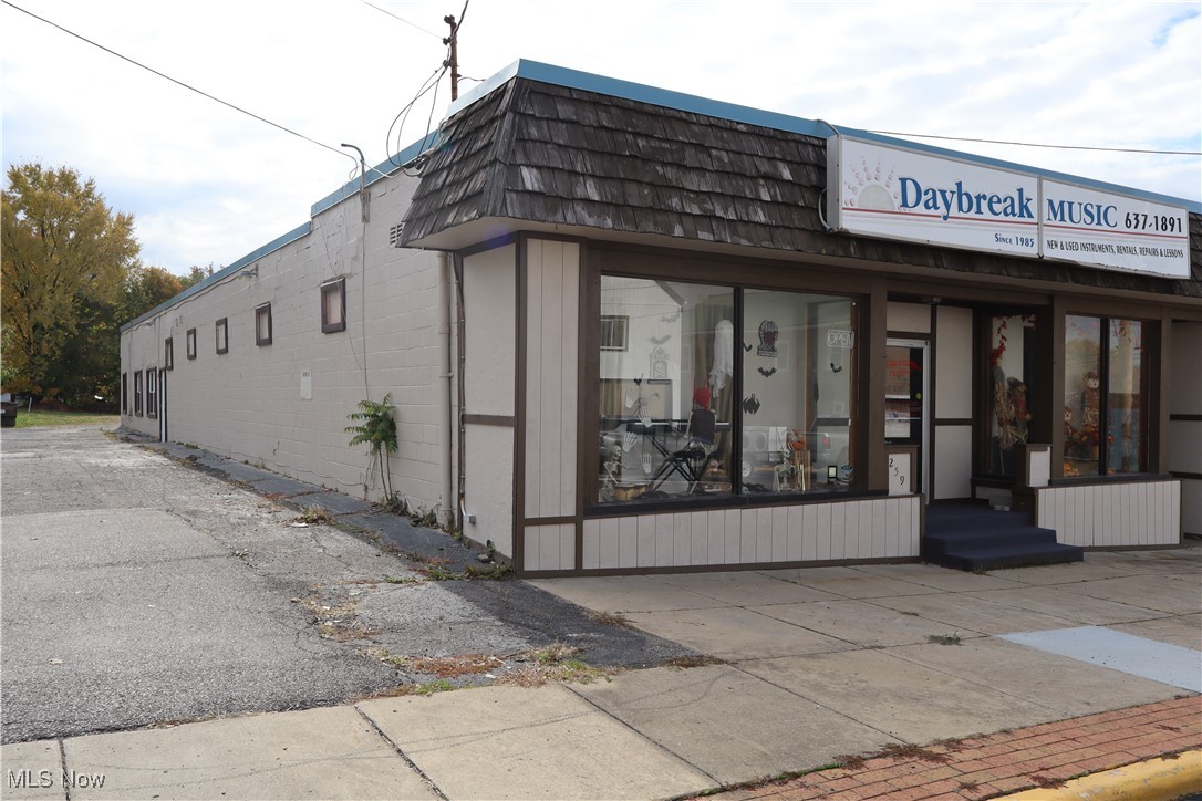 Main Street - Commercial Sale