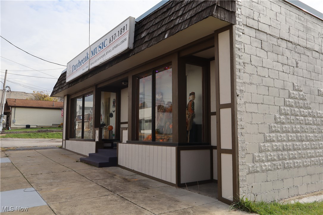 Main Street - Commercial Sale