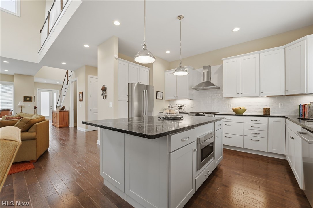 Edgewood Trace Twnhs Sub - Residential