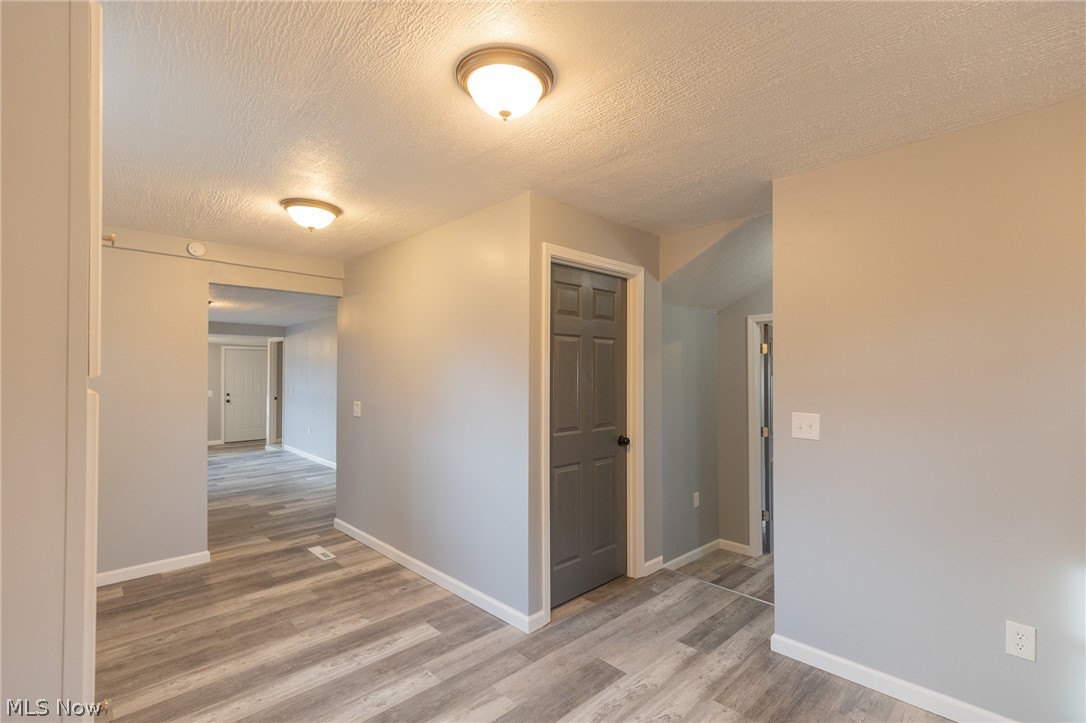 Downs & Hintons 02 Acreage - Residential