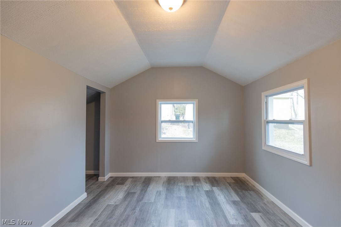 Downs & Hintons 02 Acreage - Residential