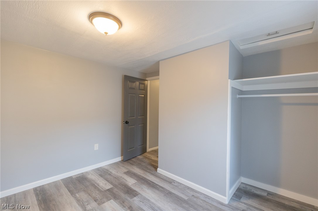 Downs & Hintons 02 Acreage - Residential