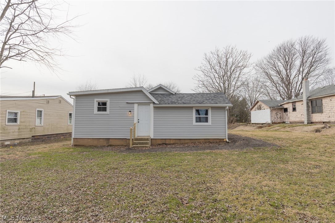 Downs & Hintons 02 Acreage - Residential