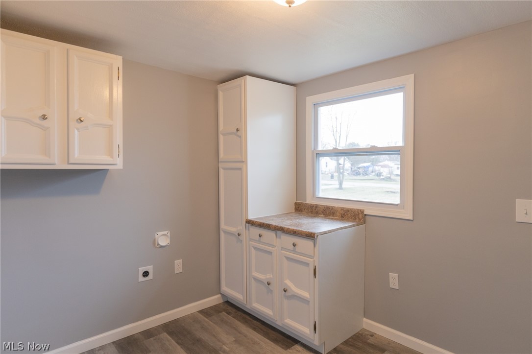 Downs & Hintons 02 Acreage - Residential