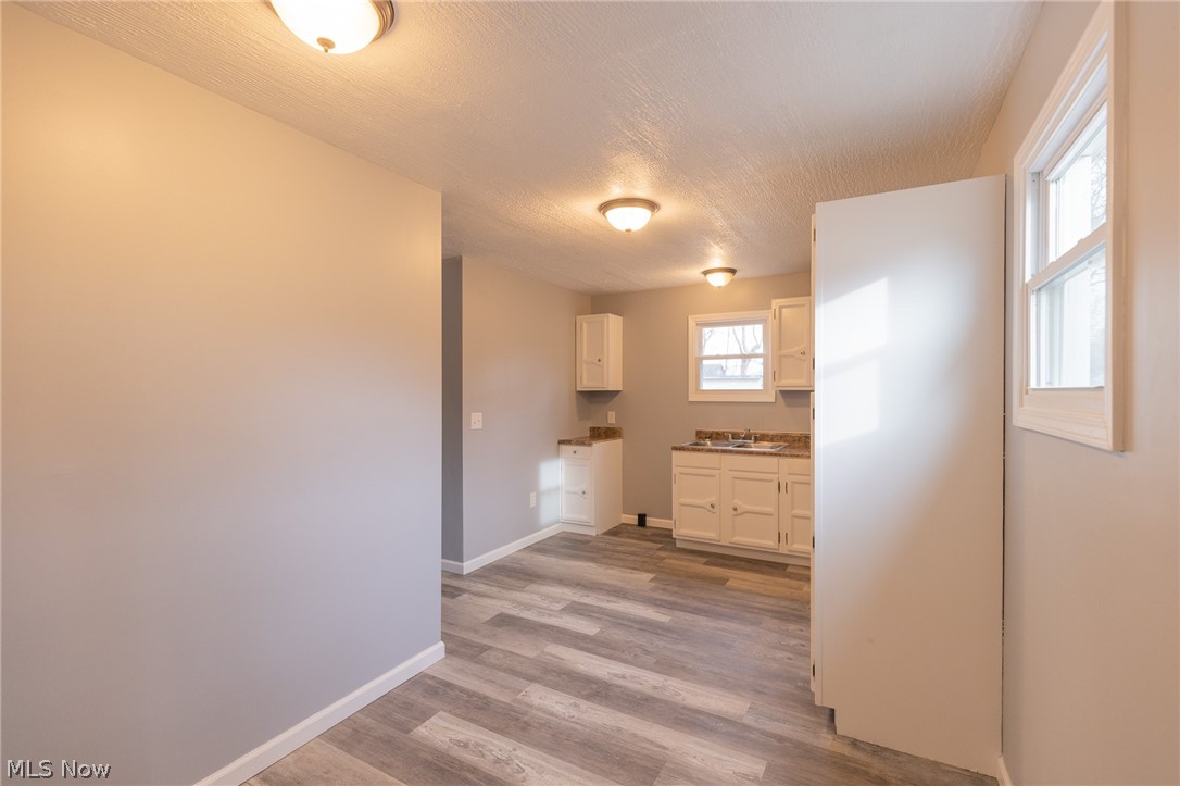 Downs & Hintons 02 Acreage - Residential