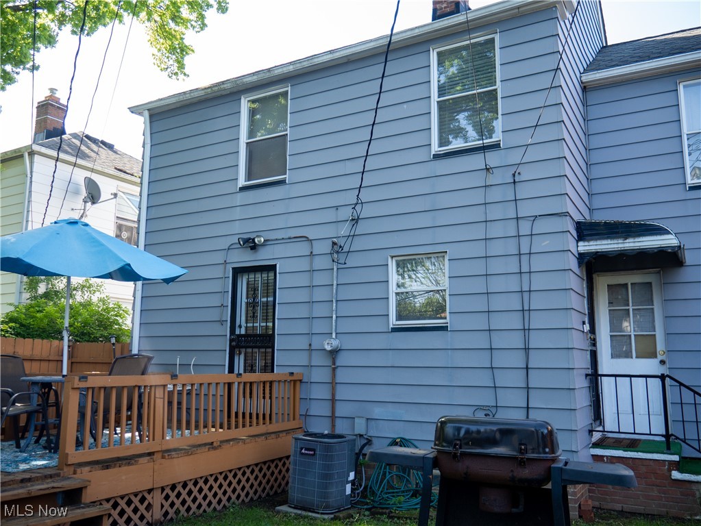 19315 Libby Road, Maple Heights, Ohio image 25