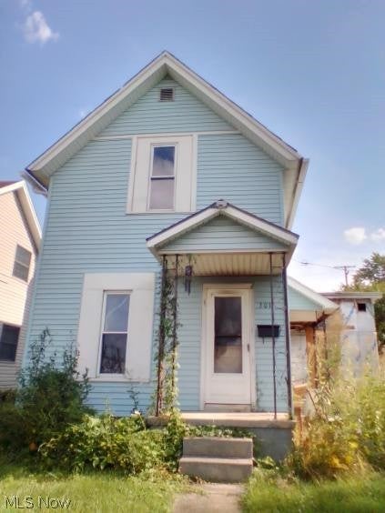 Photo of 301 E Center Street, Fostoria, OH 44830 (MLS # 5256159)
