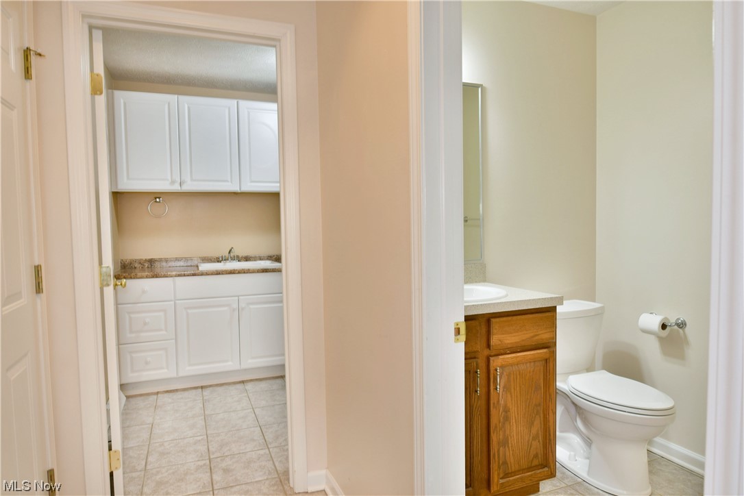 Villas at the Bluffs Condos - Residential