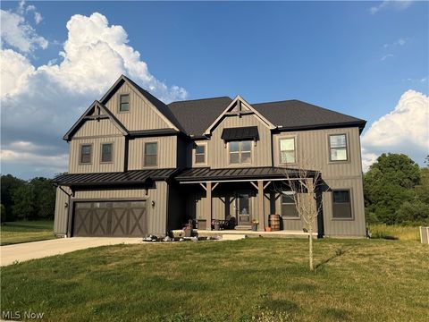 Homes For Sale - 8196 Macthomas Avenue<br/> North Canton, OH 44720