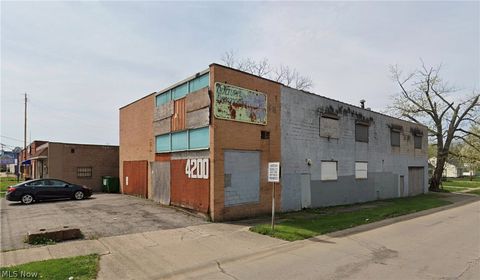 Warehouse in Cleveland OH 4200 Lee Road.jpg